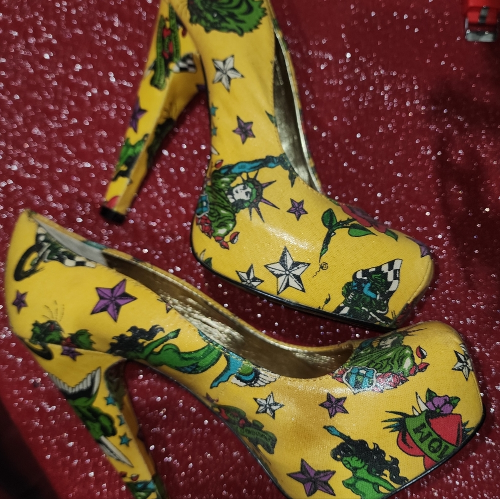 Betsey Johnson yellow platform heels